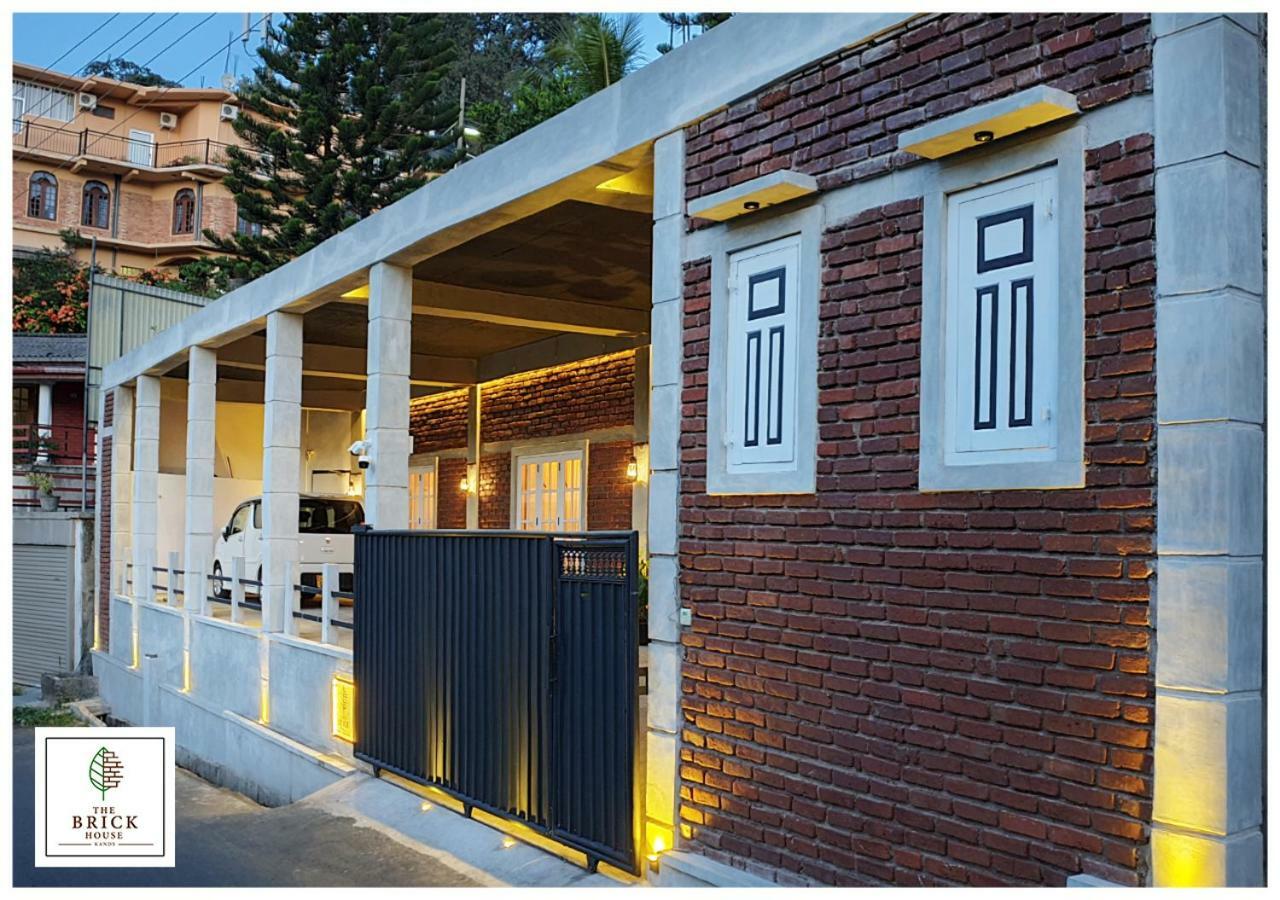 The Brick House キャンディー エクステリア 写真